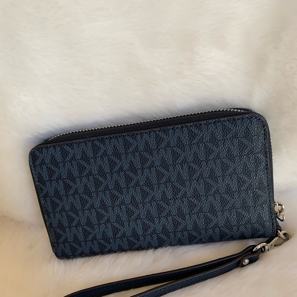 Michael Kors Jet Set Travel LG Flat MF Phone case - Picture 3 of 6